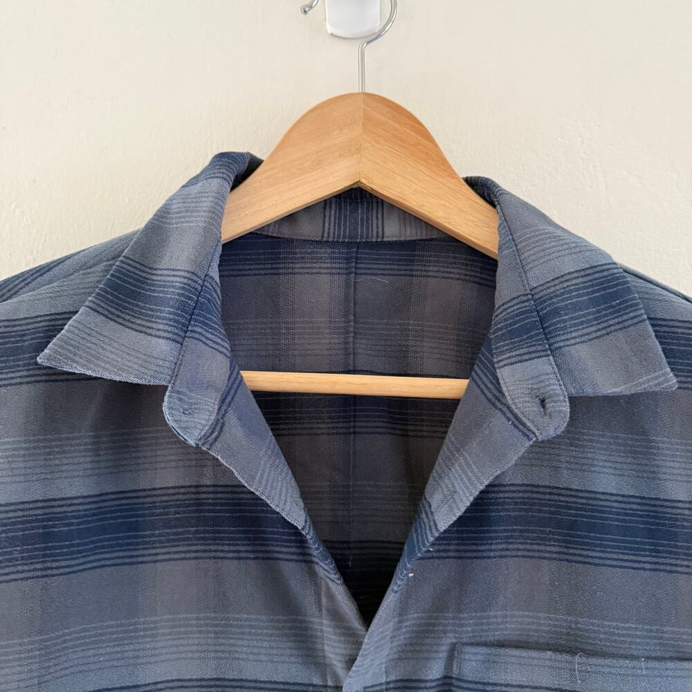 Lululemon Mason's Peak Flannel Blue Gray Plaid Long Sleeve Shirt Size Small - Picture 3 of 8